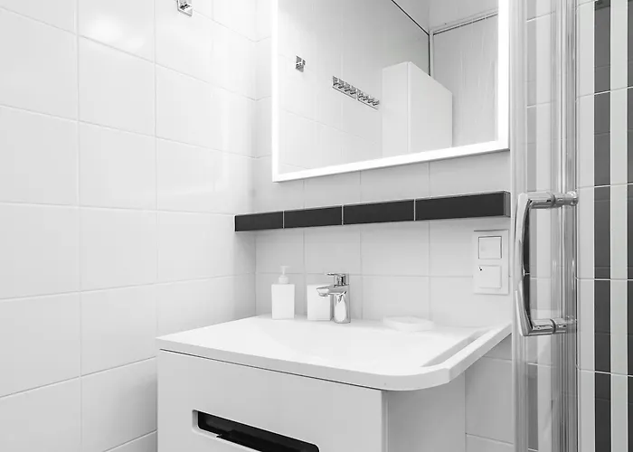 At The Fountain By Bookinghost Varsavia