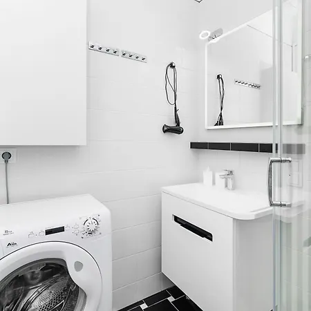 Apartment At The Fountain By Bookinghost Warschau