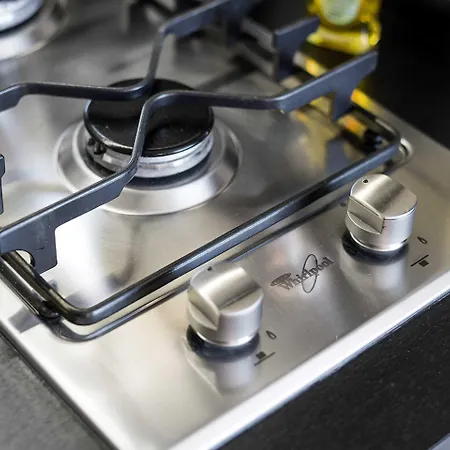 At The Fountain By Bookinghost Warschau