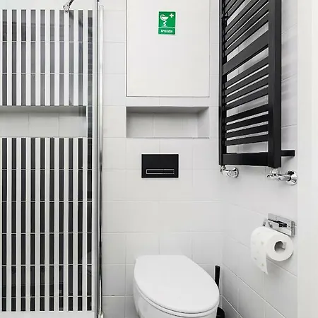 Apartment At The Fountain By Bookinghost Warschau