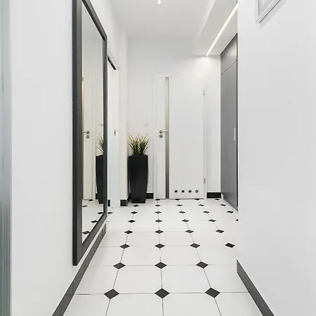 At The Fountain By Bookinghost Apartment Warschau