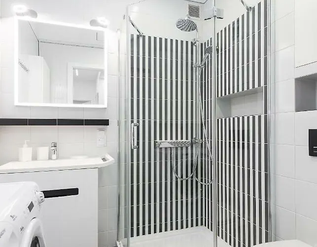 At The Fountain By Bookinghost Apartament